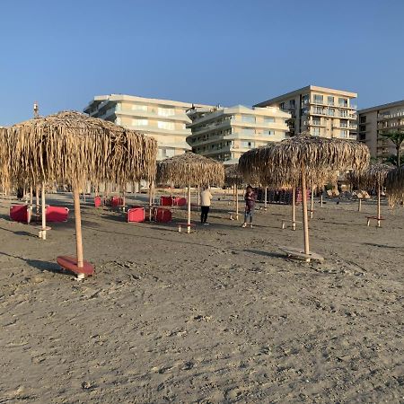Hezo Sunshine Studio And Apartment Năvodari المظهر الخارجي الصورة