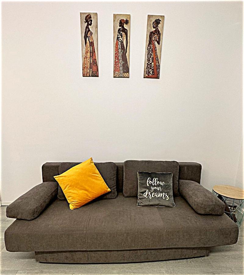 Hezo Sunshine Studio And Apartment Năvodari المظهر الخارجي الصورة