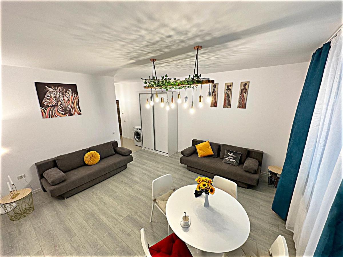 Hezo Sunshine Studio And Apartment Năvodari المظهر الخارجي الصورة