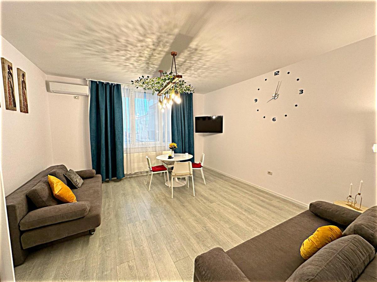 Hezo Sunshine Studio And Apartment Năvodari المظهر الخارجي الصورة